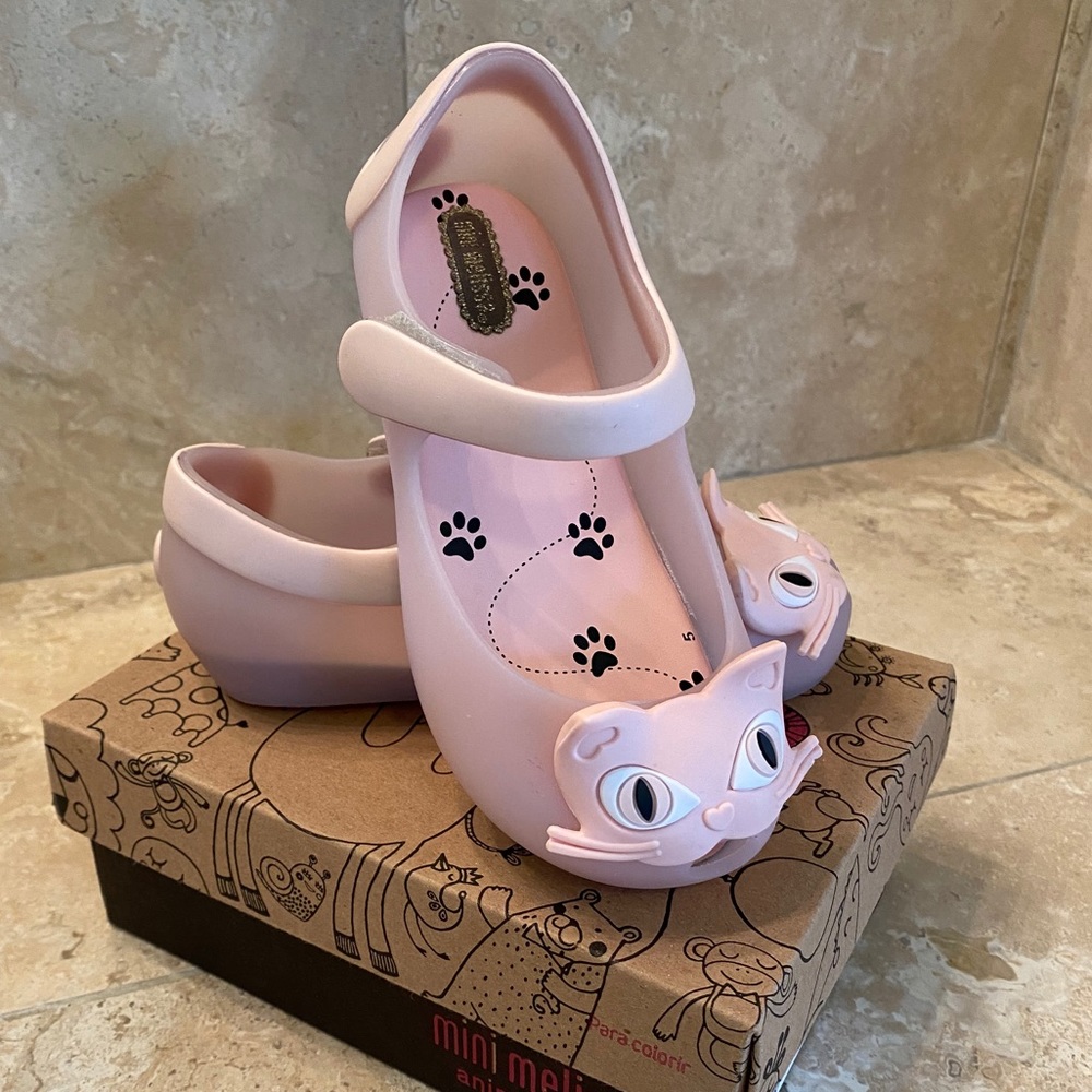 EUC Mini Melissa Ultragirl II Pink Cat Size 10